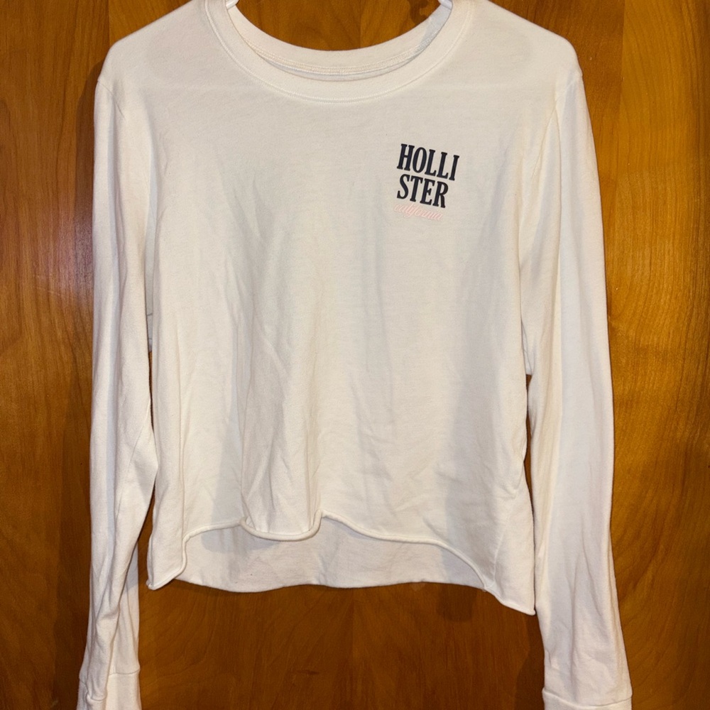 Hollister Off-White Graphic Tee